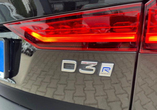 Volvo V60 cena 99900 przebieg: 112000, rok produkcji 2019 z Warszawa małe 529